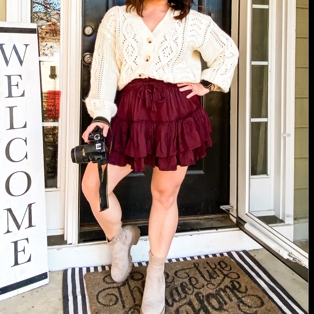 Nwt Aerie Elegant Purple Ruffled‎ satin skirt nwt aerie